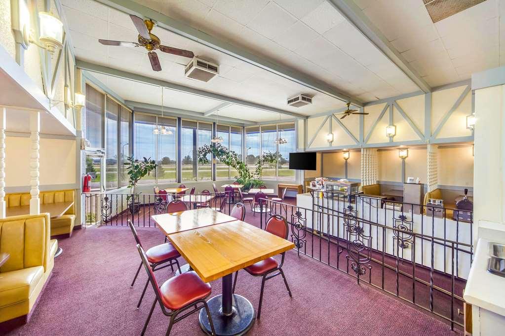 Hospitality Inn North Platte Restoran gambar